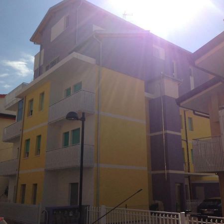 Corazza - Trilocale Piano Terra - Agenzia Cocal Lägenhet Caorle Exteriör bild